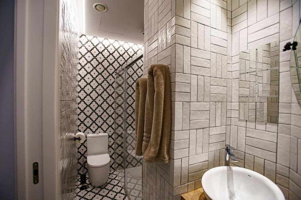 Mini Hotel In The Heart Of Sevilla For Exclusive Usage Exterior photo